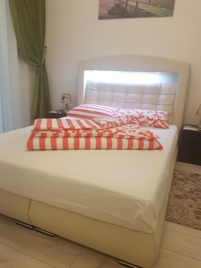 Apartament Ultracentral Monadin 2 Brasov Exterior photo